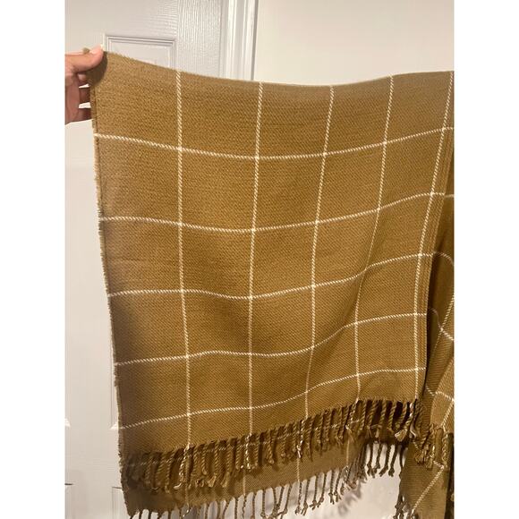 Abercrombie & Fitch Women’s Tan plaid fringe shawl knit cardigan Poncho OS - Picture 5 of 6